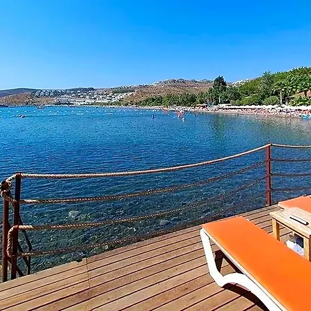 Jura Bodrum מלון